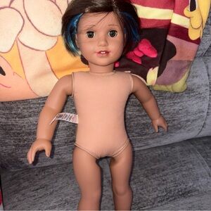 American Girl Doll 2017 Corrine Brown/Blue Hair Short Naked PA-9679